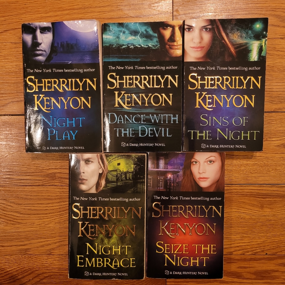 6 Sherrilyn Kenyon Paperback Vampire Novels (Bundle)